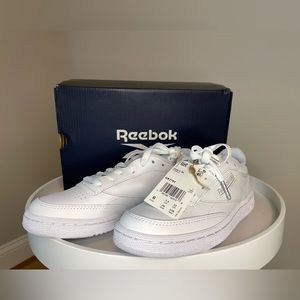 NEW REEBOK Women Club C 85 Tennis Shoe/Sneaker, white & silver